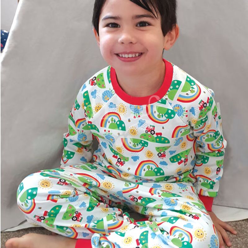 Frugi pysjamas bondegårdmotiv - kun 8-9 år